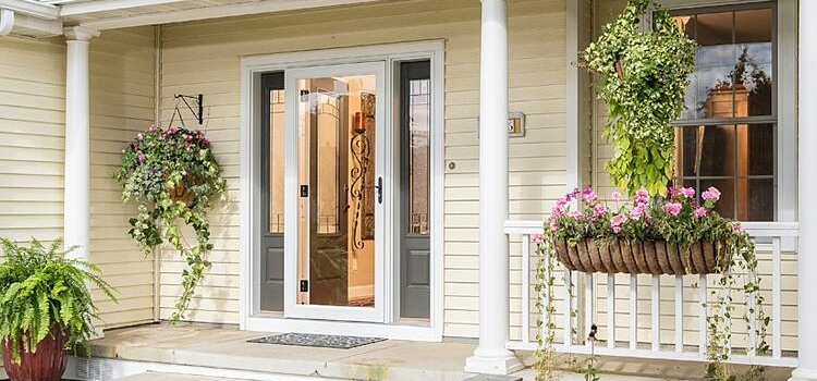 screen door installation in Grover Beach